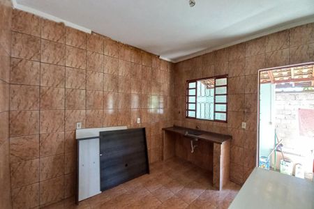 Casa à venda com 312m², 2 quartos e 4 vagas Casa à venda com 312m², 2 quartos e 4 vagasCozinha
