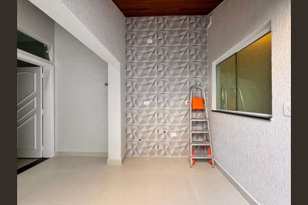 Casa à venda com 244m², 3 quartos e 5 vagas Casa à venda com 244m², 3 quartos e 5 vagasLavanderia