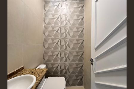 Casa à venda com 244m², 3 quartos e 5 vagas Casa à venda com 244m², 3 quartos e 5 vagasLavabo 2