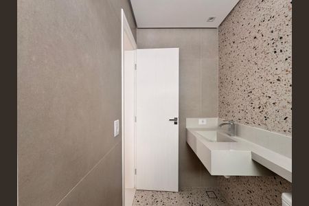 Casa à venda com 244m², 3 quartos e 5 vagas Casa à venda com 244m², 3 quartos e 5 vagasBanheiro da suíte 1