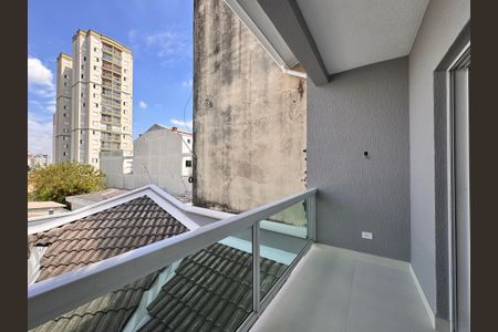 Casa à venda com 244m², 3 quartos e 5 vagas Casa à venda com 244m², 3 quartos e 5 vagasSacada