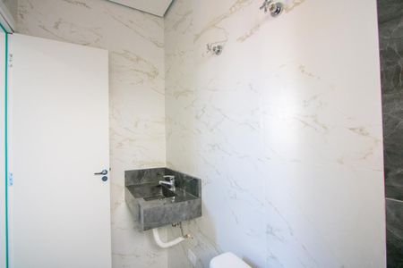 Casa à venda com 130m², 3 quartos e 4 vagas Casa à venda com 130m², 3 quartos e 4 vagasBanheiro do quarto 1