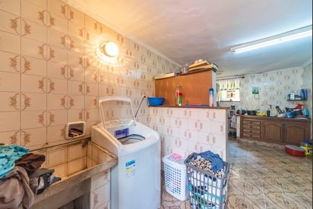 Casa à venda com 235m², 2 quartos e 1 vagaÁrea de Serviço