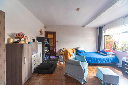 Casa à venda com 235m², 2 quartos e 1 vagaSala