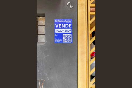 Casa à venda com 235m², 2 quartos e 1 vagaPlaca Instalada na Fachada