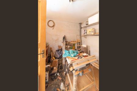 Casa à venda com 235m², 2 quartos e 1 vagaDepósito