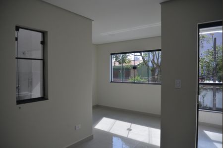 Casa à venda com 130m², 3 quartos e 4 vagasSala