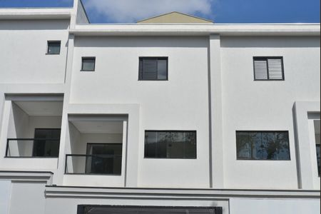 Casa à venda com 130m², 3 quartos e 4 vagasFachada