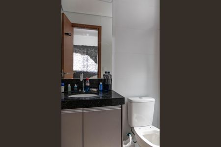 Apartamento à venda com 96m², 2 quartos e 2 vagas Apartamento à venda com 96m², 2 quartos e 2 vagasBanheiro da Suíte