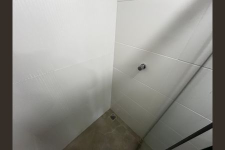 Apartamento à venda com 74m², 2 quartos e sem vaga Apartamento à venda com 74m², 2 quartos e sem vagaBanheiro da Suíte