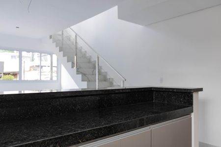 Apartamento à venda com 127m², 2 quartos e 2 vagasCozinha