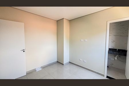 Casa à venda com 130m², 3 quartos e 4 vagas Casa à venda com 130m², 3 quartos e 4 vagasSuite
