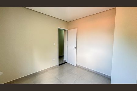 Casa à venda com 130m², 3 quartos e 4 vagas Casa à venda com 130m², 3 quartos e 4 vagasSuite