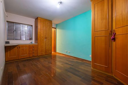 Casa à venda com 230m², 6 quartos e 3 vagas Casa à venda com 230m², 6 quartos e 3 vagasCasa 2 - Suíte