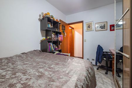 Casa à venda com 230m², 6 quartos e 3 vagas Casa à venda com 230m², 6 quartos e 3 vagasCasa 1 - Quarto 2