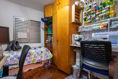 Casa à venda com 230m², 6 quartos e 3 vagas Casa à venda com 230m², 6 quartos e 3 vagasCasa 1 - Quarto 3