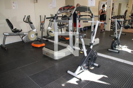 Apartamento à venda com 45m², 1 quarto e 1 vaga Apartamento à venda com 45m², 1 quarto e 1 vagaÁrea comum - Academia