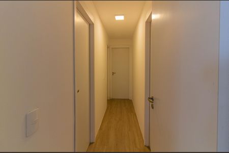 Apartamento à venda com 68m², 3 quartos e 1 vaga Apartamento à venda com 68m², 3 quartos e 1 vagaCorredor