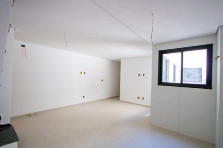 Apartamento para alugar com 160m², 3 quartos e 2 vagas Apartamento para alugar com 160m², 3 quartos e 2 vagasSala/Cozinha