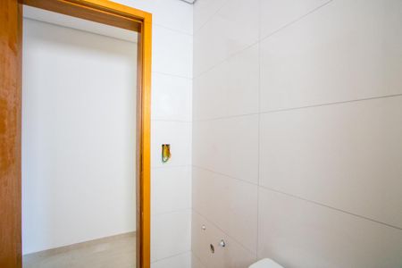 Apartamento à venda com 160m², 3 quartos e 2 vagas Apartamento à venda com 160m², 3 quartos e 2 vagasBanheiro social
