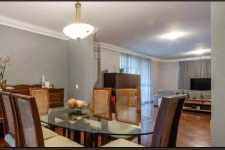Apartamento à venda com 255m², 5 quartos e 4 vagas