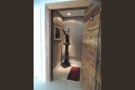 Apartamento à venda com 245m², 3 quartos e 3 vagas