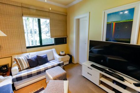 Apartamento à venda com 300m², 4 quartos e 4 vagas Apartamento à venda com 300m², 4 quartos e 4 vagasSuíte 4