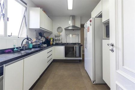 Apartamento à venda com 250m², 4 quartos e 5 vagas Apartamento à venda com 250m², 4 quartos e 5 vagasFoto 17