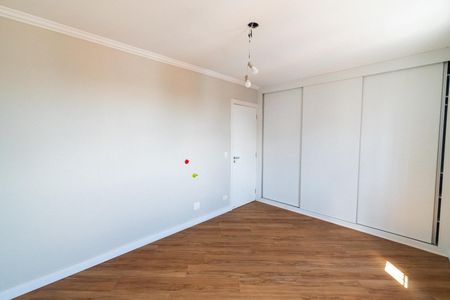 Apartamento à venda com 96m², 3 quartos e 1 vaga Apartamento à venda com 96m², 3 quartos e 1 vagaQuarto 2