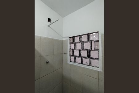 Casa à venda com 20m², 1 quarto e sem vaga Casa à venda com 20m², 1 quarto e sem vagaSem Chuveiro