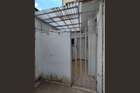 Casa à venda com 20m², 1 quarto e sem vaga Casa à venda com 20m², 1 quarto e sem vagaEntrada