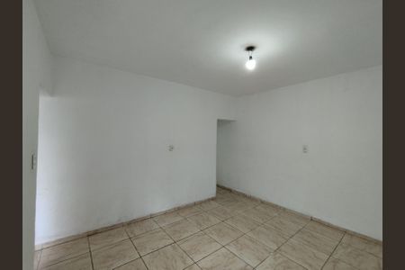 Casa à venda com 20m², 1 quarto e sem vaga Casa à venda com 20m², 1 quarto e sem vagaQuarto