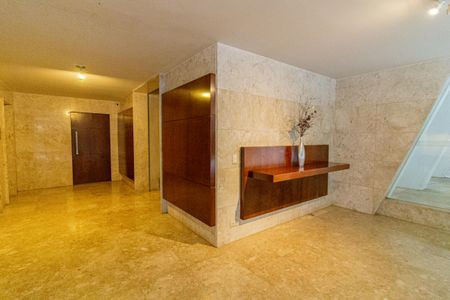 Apartamento à venda com 115m², 3 quartos e 1 vaga Apartamento à venda com 115m², 3 quartos e 1 vagaHall Social