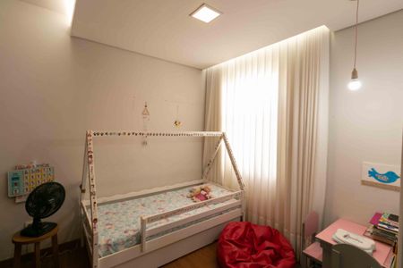 Apartamento à venda com 130m², 3 quartos e 2 vagas Apartamento à venda com 130m², 3 quartos e 2 vagasSuite 1