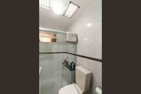 Apartamento à venda com 130m², 3 quartos e 2 vagas Apartamento à venda com 130m², 3 quartos e 2 vagasBanheiro Suite 2