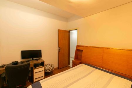 Apartamento à venda com 130m², 3 quartos e 2 vagas Apartamento à venda com 130m², 3 quartos e 2 vagasQuarto 1