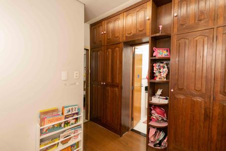 Apartamento à venda com 130m², 3 quartos e 2 vagas Apartamento à venda com 130m², 3 quartos e 2 vagasSuite 1