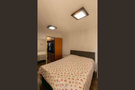 Apartamento à venda com 130m², 3 quartos e 2 vagas Apartamento à venda com 130m², 3 quartos e 2 vagasSuite 2