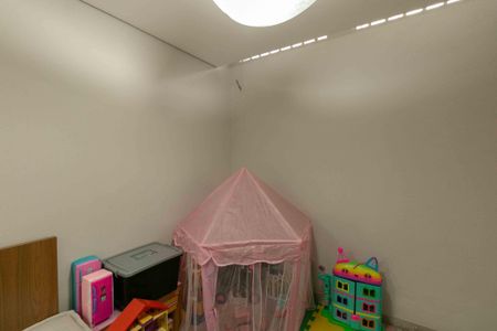 Apartamento à venda com 130m², 3 quartos e 2 vagas Apartamento à venda com 130m², 3 quartos e 2 vagasSala 2