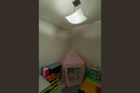 Apartamento à venda com 130m², 3 quartos e 2 vagas Apartamento à venda com 130m², 3 quartos e 2 vagasSala 2