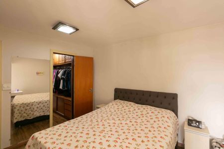 Apartamento à venda com 130m², 3 quartos e 2 vagas Apartamento à venda com 130m², 3 quartos e 2 vagasSuite 2