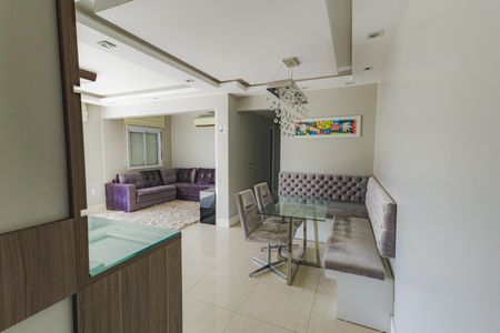 Apartamento à venda com 80m², 2 quartos e 1 vagaSala de Jantar