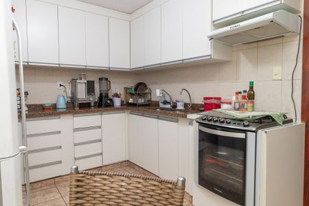 Casa à venda com 134m², 3 quartos e 2 vagasCozinha