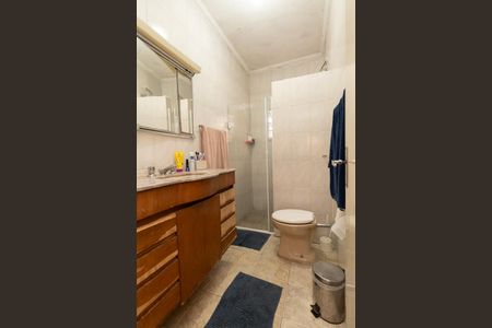 Casa à venda com 134m², 3 quartos e 2 vagasBanheiro da Suíte