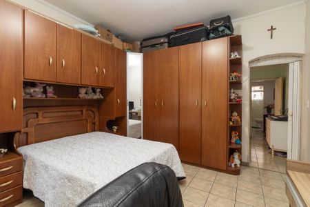 Casa à venda com 134m², 3 quartos e 2 vagasSuíte