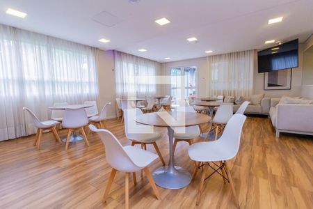 Apartamento à venda com 66m², 2 quartos e 1 vaga Apartamento à venda com 66m², 2 quartos e 1 vagaCondomínio - Salão de Festas