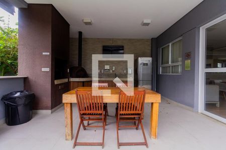 Apartamento à venda com 66m², 2 quartos e 1 vaga Apartamento à venda com 66m², 2 quartos e 1 vagaCondomínio - Churrasqueira
