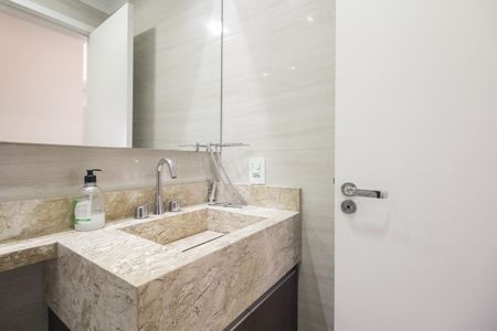 Apartamento à venda com 66m², 2 quartos e 1 vaga Apartamento à venda com 66m², 2 quartos e 1 vagaBanheiro Social