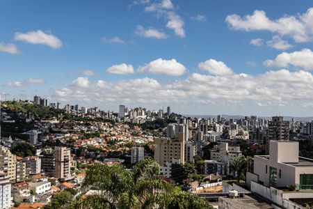 Apartamento à venda com 90m², 1 quarto e 1 vaga Apartamento à venda com 90m², 1 quarto e 1 vagaQuarto 1