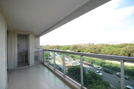 Apartamento à venda com 79m², 2 quartos e 1 vagaVaranda